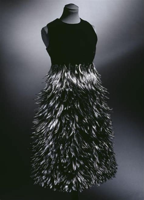 stilista suicida givenchy|hubert de givenchy dresses.